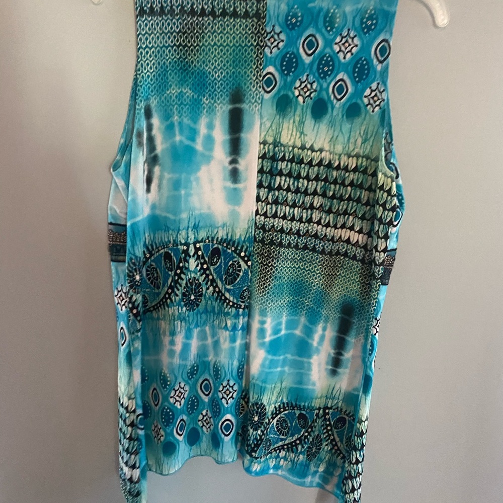Sleeveless bohemian style top - Picture 2 of 3